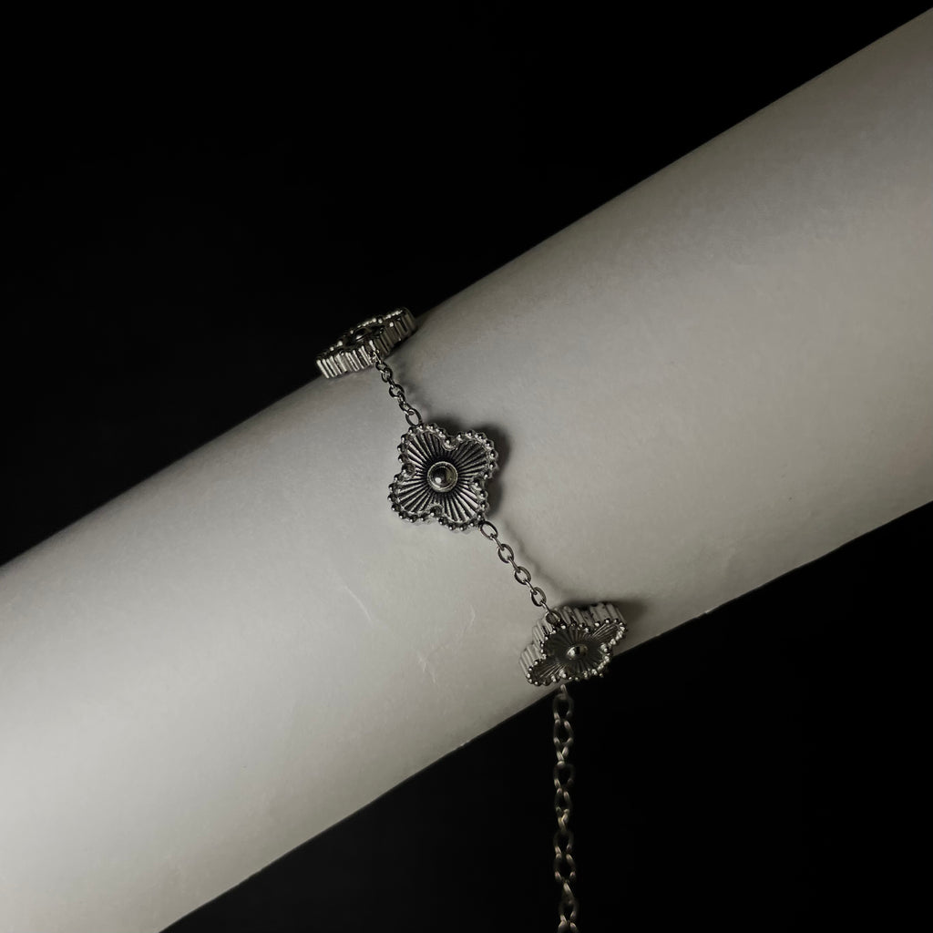 Silver Clover Bracelet