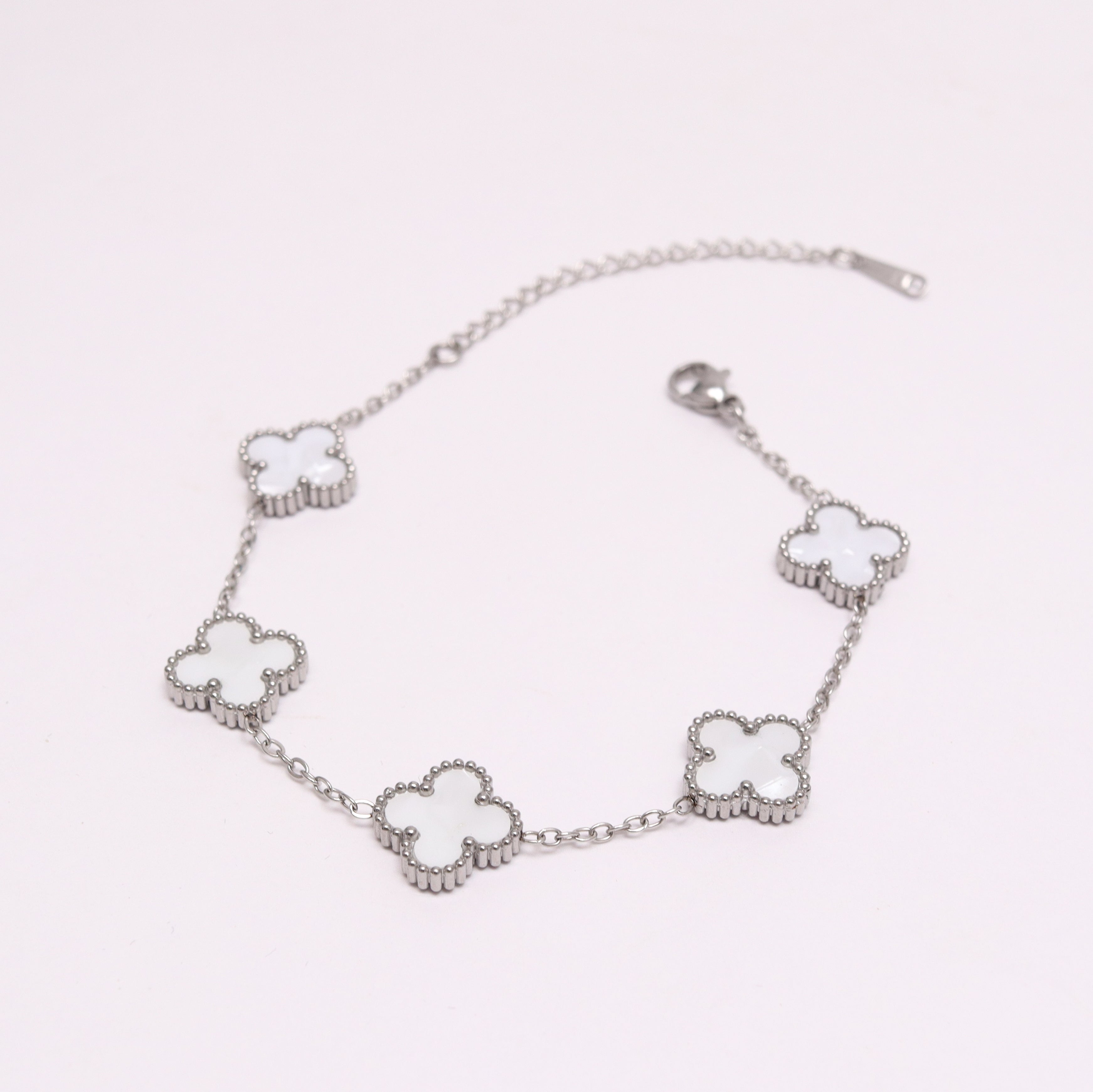 Pearl Clover Bracelet