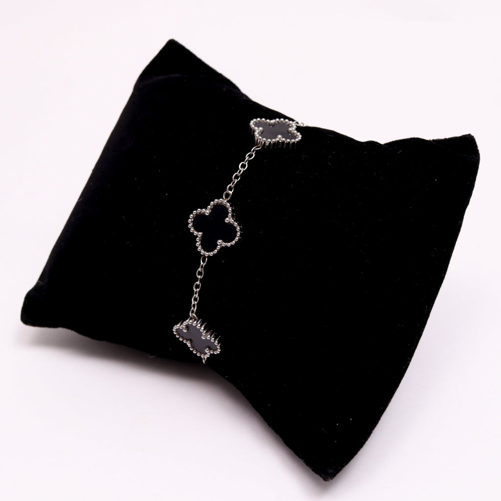 Luna Clover Bracelet