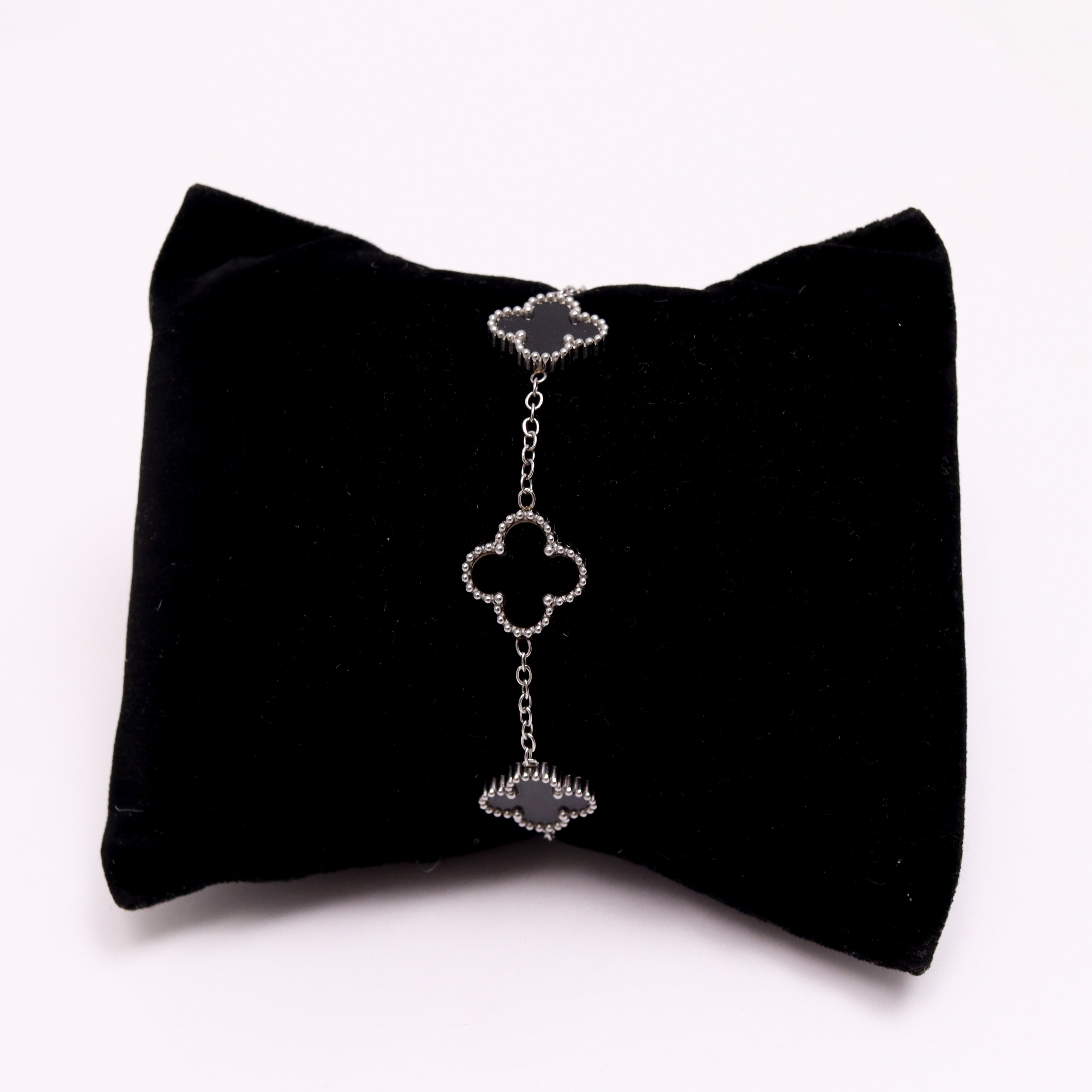 Luna Clover Bracelet
