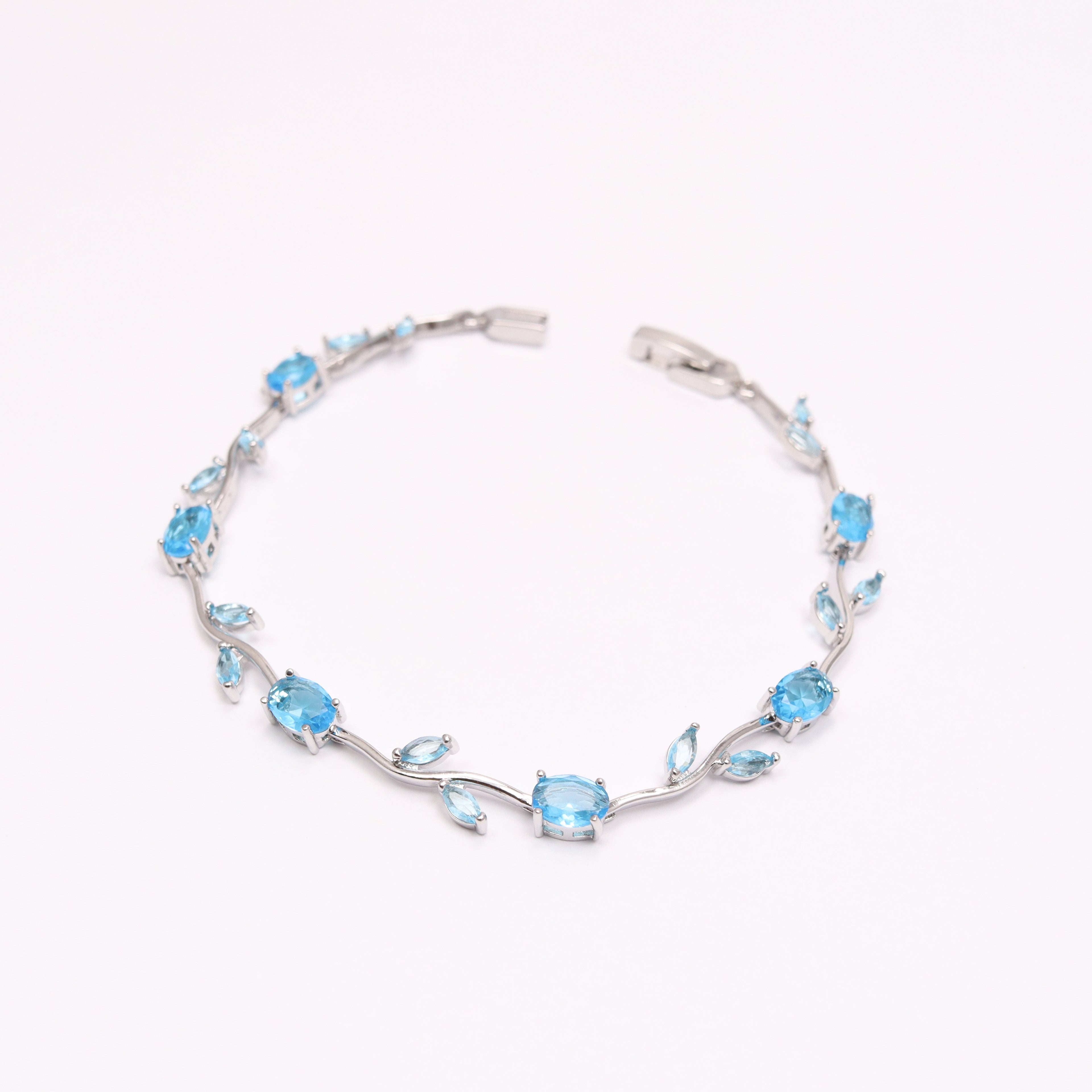 Sky Blue Tulip Bracelet