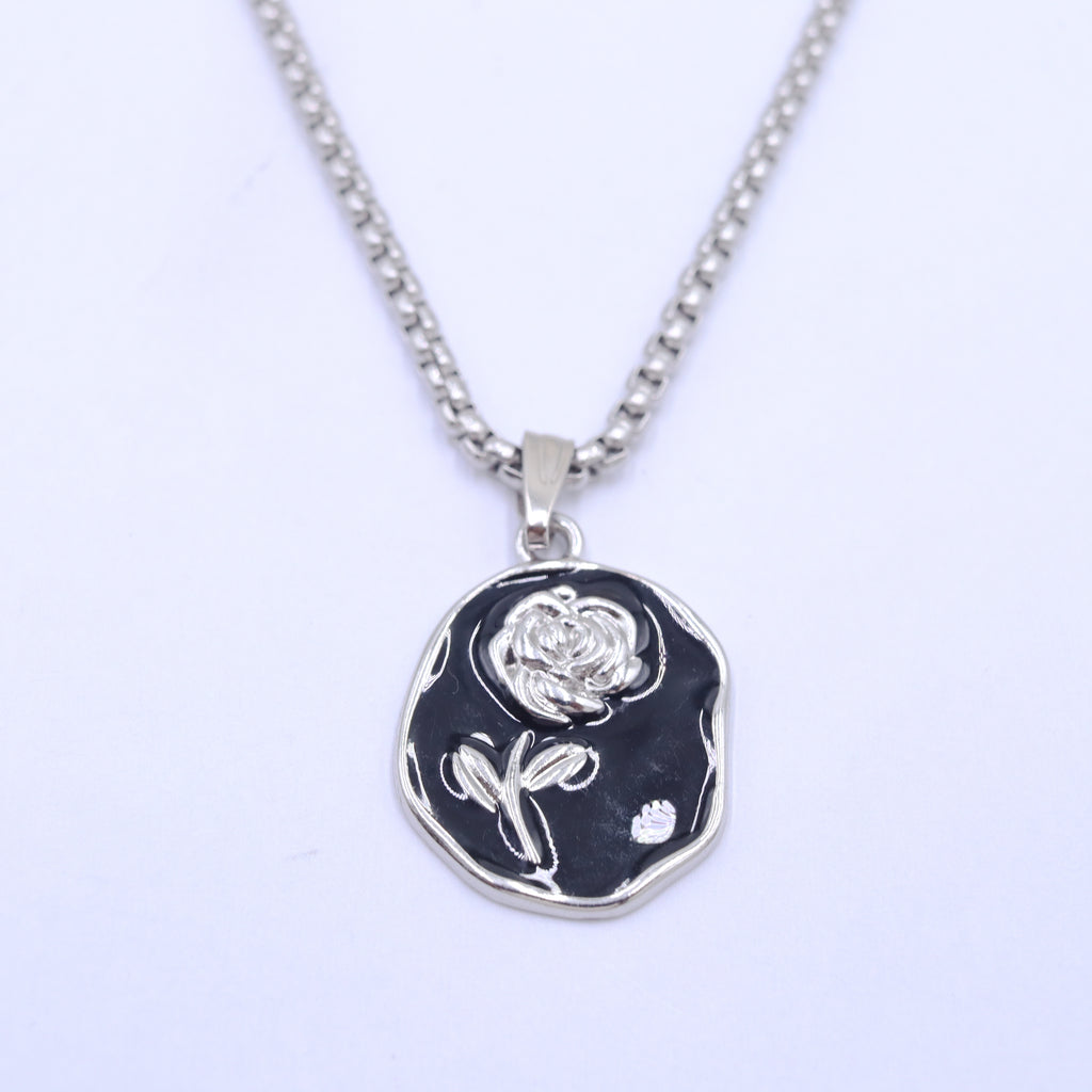Midnight Rose Chain