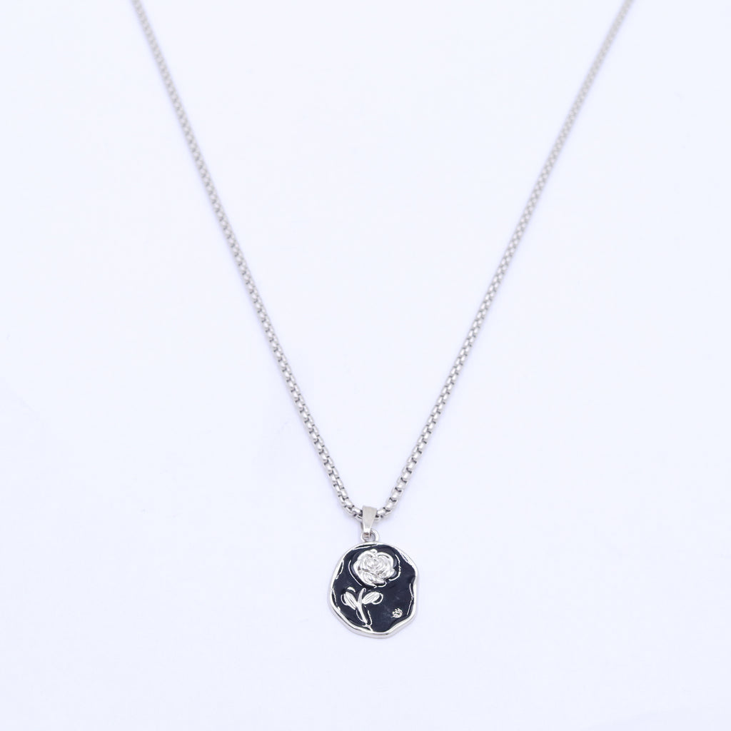 Midnight Rose Chain