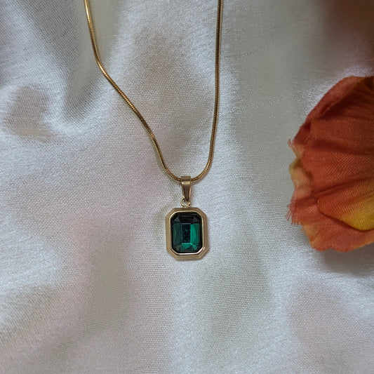 Elysian Emerald Pendant