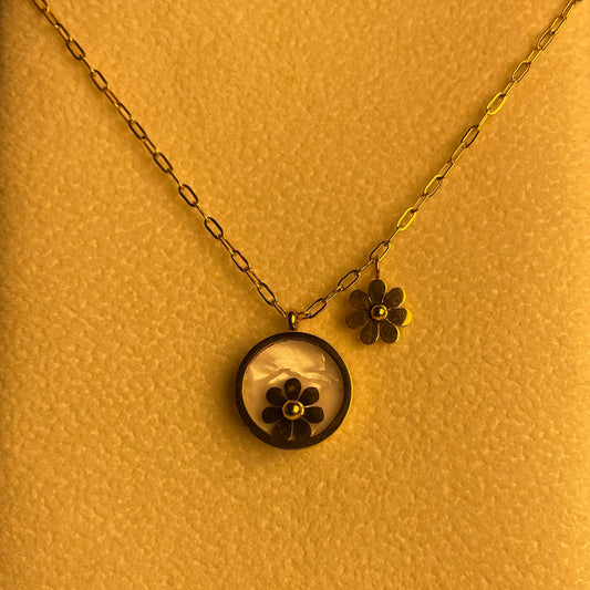 Eternal Flower Necklace